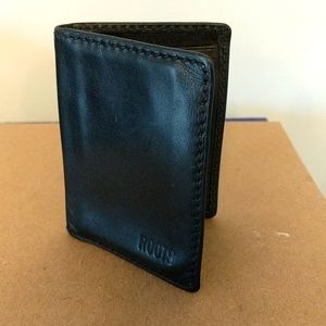 2/$15 Roots Leather Cardholder Wallet